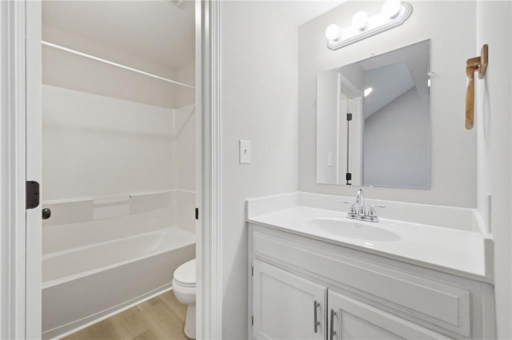 11310 S Hunt Road — photo 36
