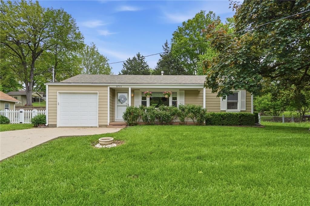 5711 N Amoret Avenue — photo 4