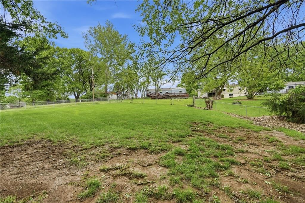 5711 N Amoret Avenue — photo 25