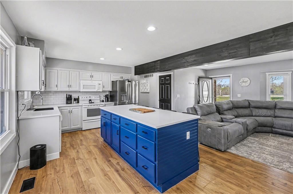 6721 SE Isley Drive — photo 12