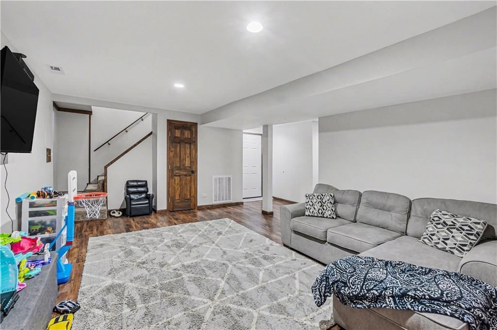 6721 SE Isley Drive — photo 23