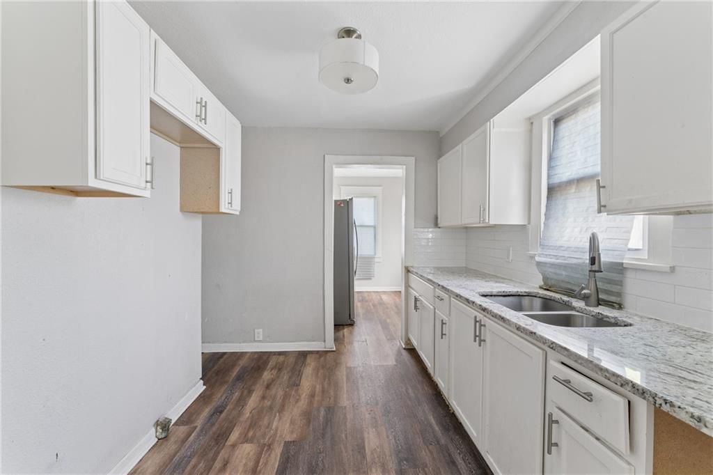 4046 E 68TH Terrace — photo 16