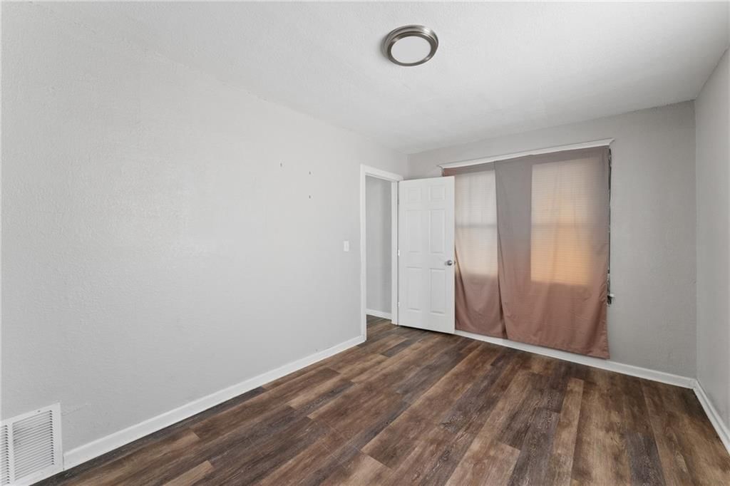 4046 E 68TH Terrace — photo 26