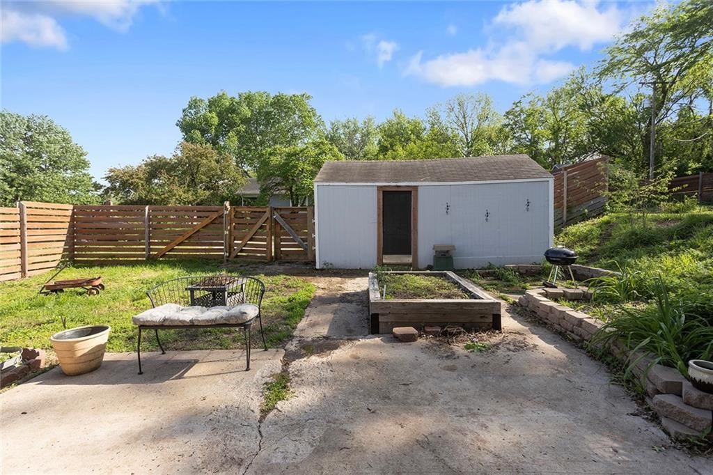 1300 SW Mitchell Street — photo 31