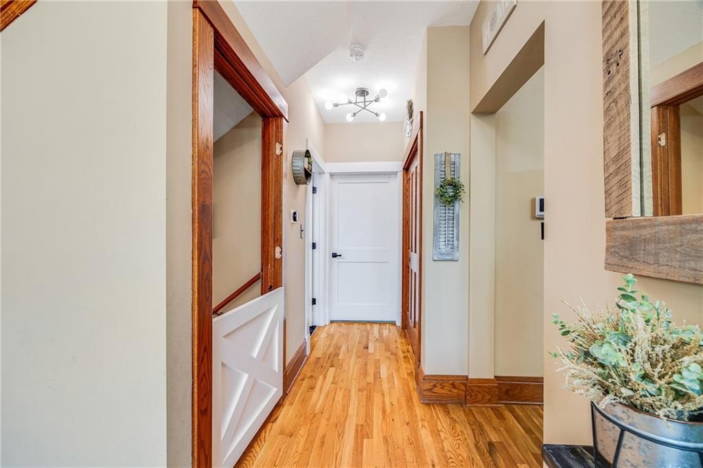 2323 S Crenshaw Road — photo 16