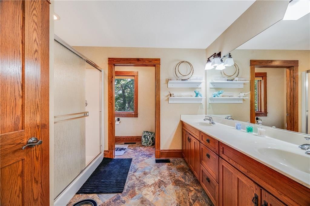 2323 S Crenshaw Road — photo 26