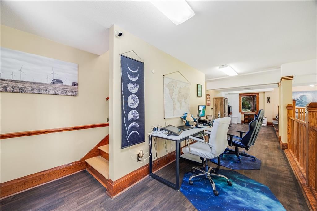 2323 S Crenshaw Road — photo 33