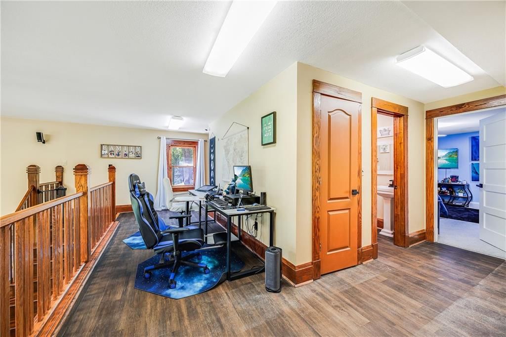 2323 S Crenshaw Road — photo 34