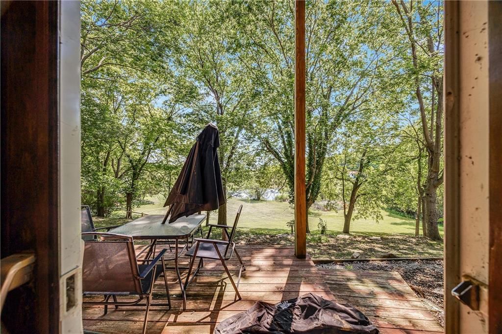 2323 S Crenshaw Road — photo 45