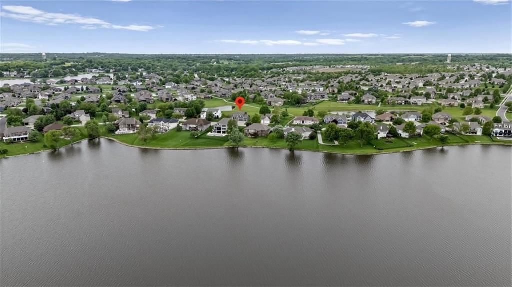 4532 SW Gull Point Drive — photo 3