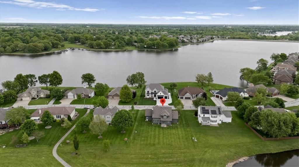 4532 SW Gull Point Drive — photo 33