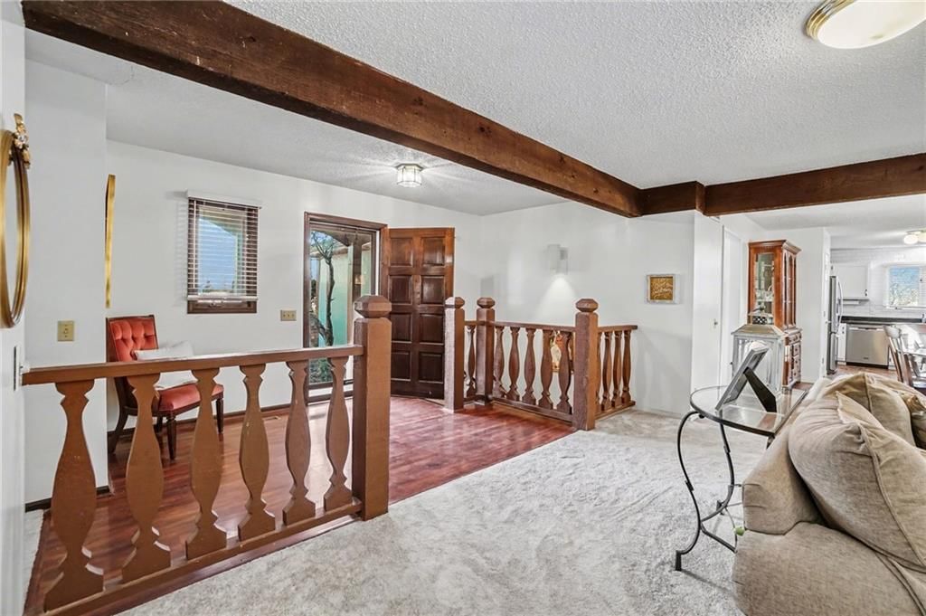 1109 S Catalpa Street — photo 16