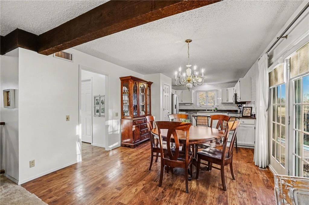 1109 S Catalpa Street — photo 17