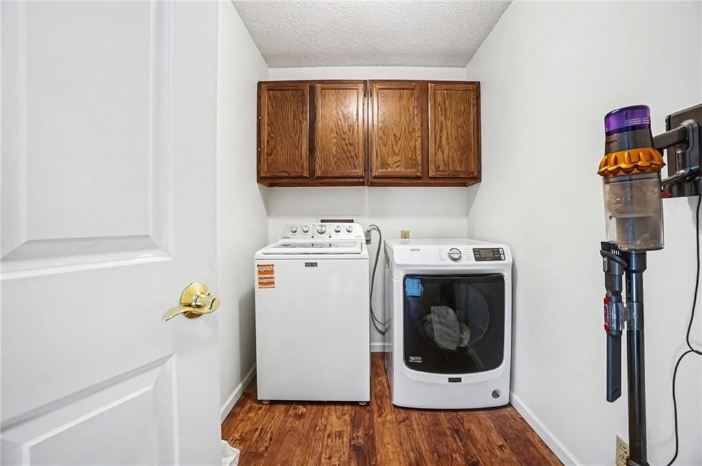 1109 S Catalpa Street — photo 22
