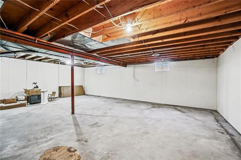 1109 S Catalpa Street — photo 44