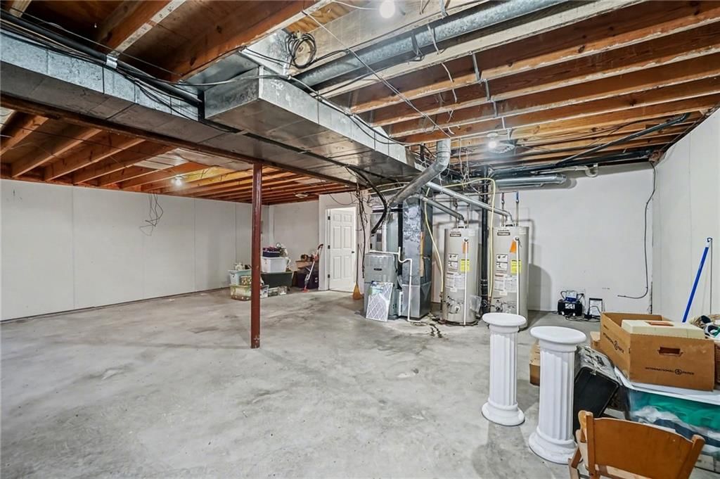 1109 S Catalpa Street — photo 45