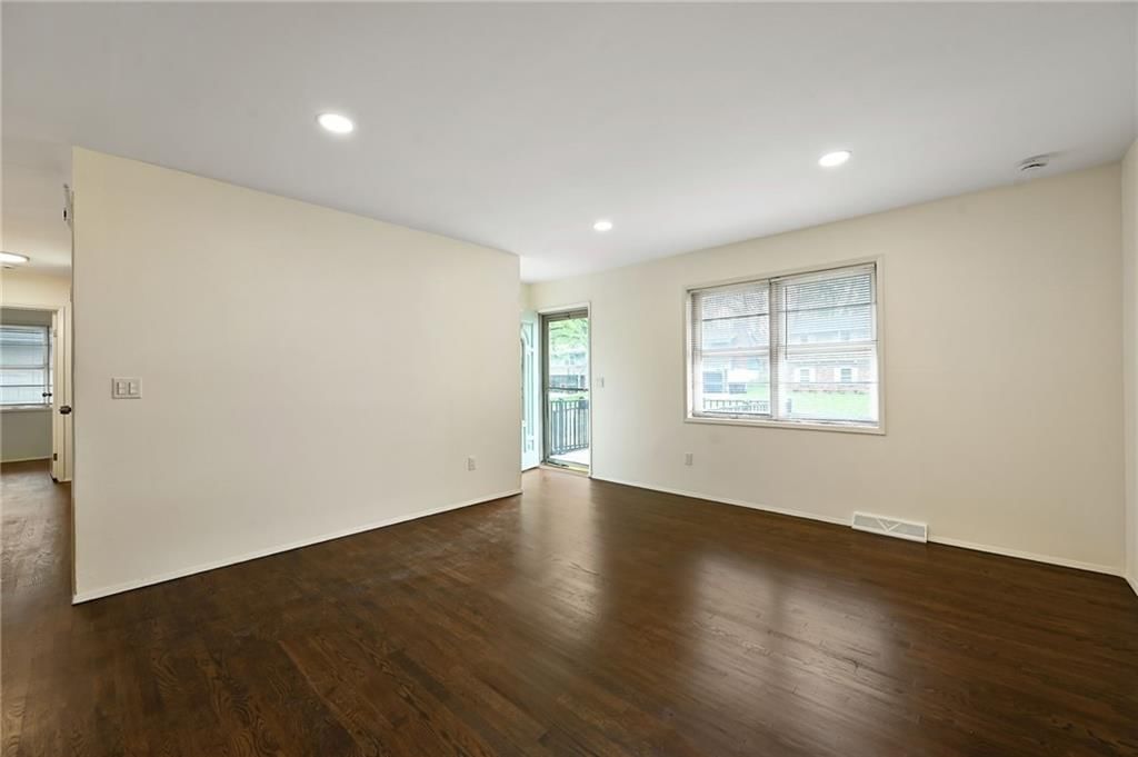 5308 NE 59TH Terrace — photo 8