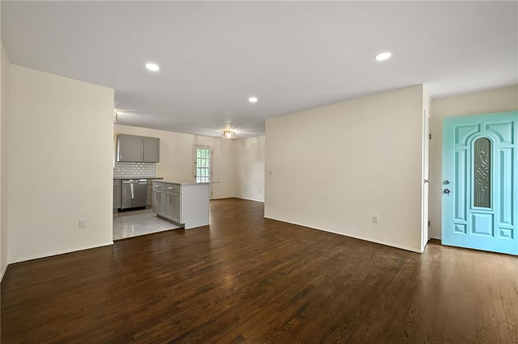 5308 NE 59TH Terrace — photo 9