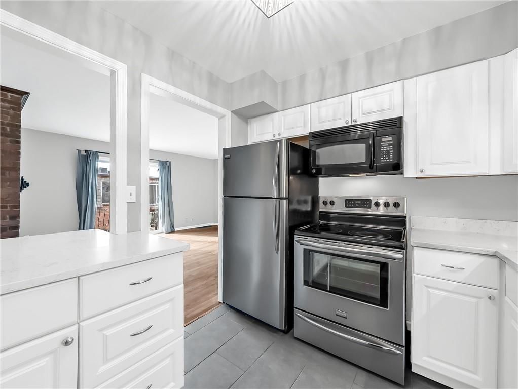 4426 Jarboe Street — photo 9