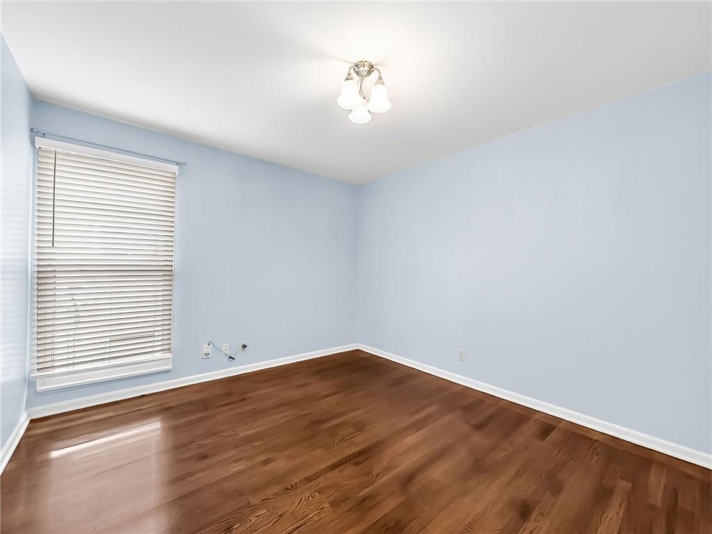 4426 Jarboe Street — photo 13