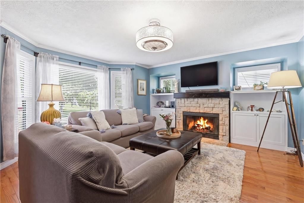 11249 Lakeview Drive — photo 3