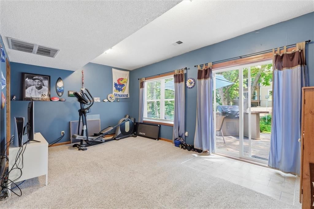 11249 Lakeview Drive — photo 29