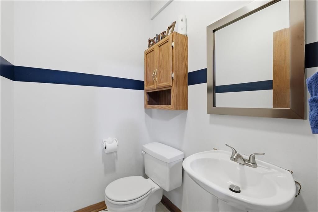 11249 Lakeview Drive — photo 31
