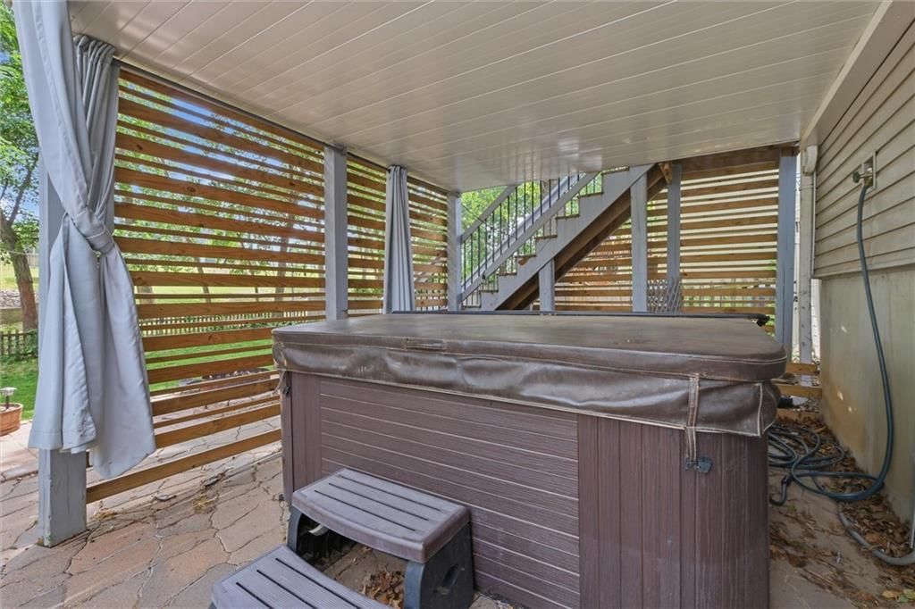 11249 Lakeview Drive — photo 32