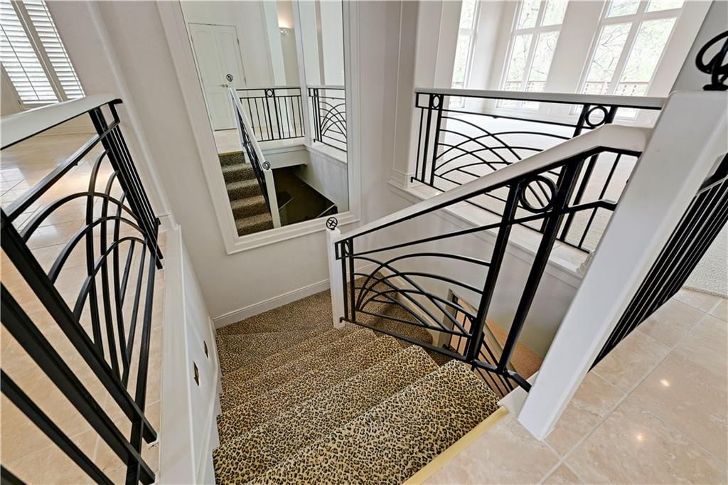 10545 Walmer Street — photo 13