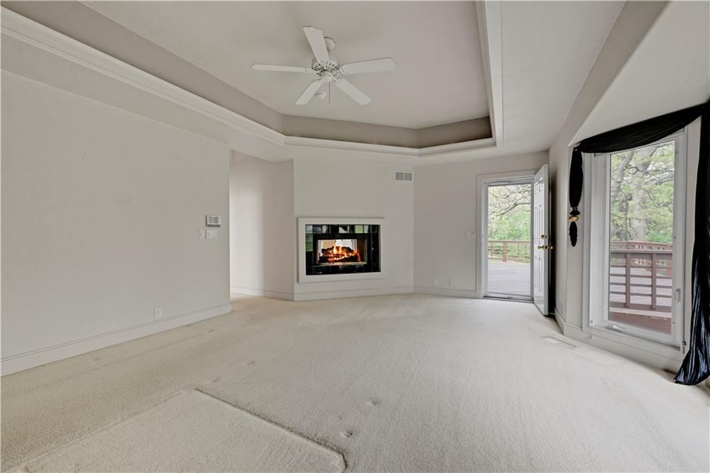 10545 Walmer Street — photo 23