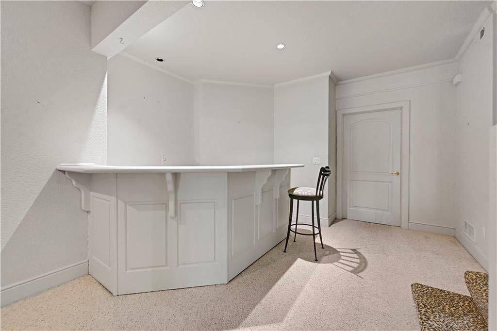 10545 Walmer Street — photo 31