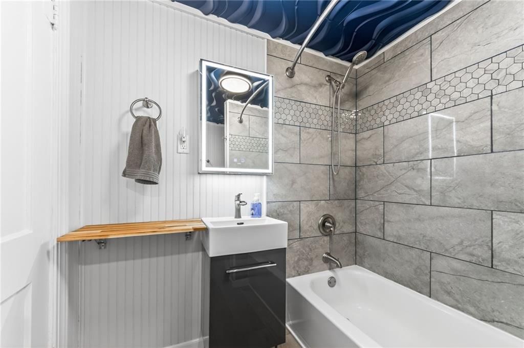 1727 N 47th Street — photo 13
