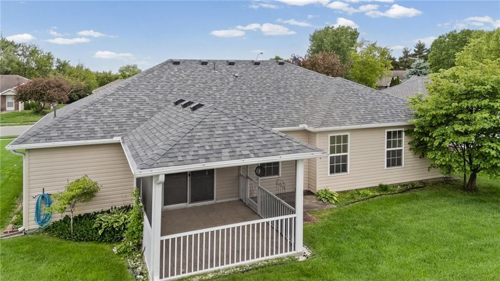 1016 Bristol Drive — photo 2