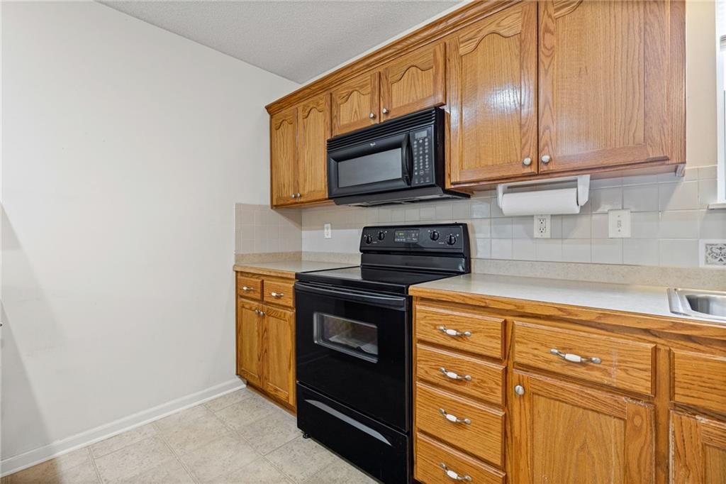1016 Bristol Drive — photo 21