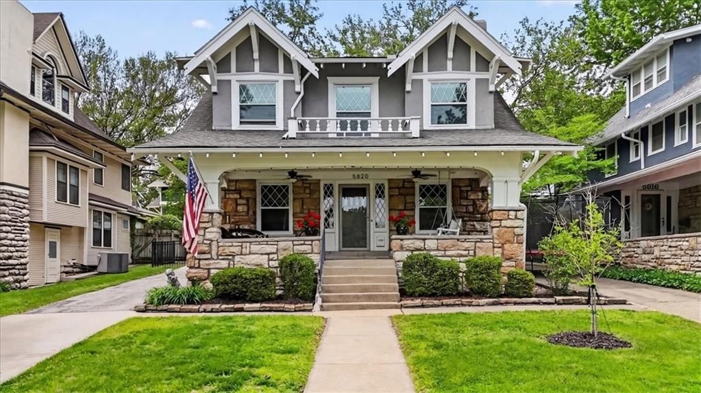5820 WYANDOTTE Street, Kansas City, MO