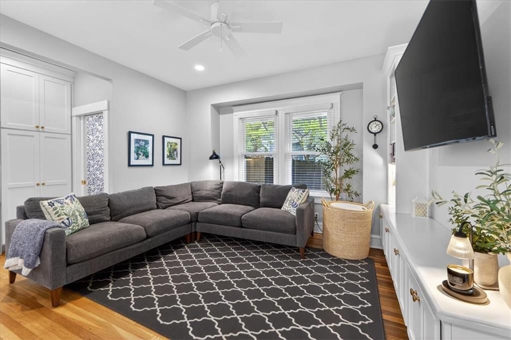 5820 WYANDOTTE Street — photo 19