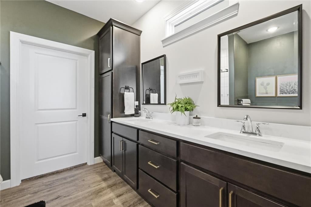 2532 Elm Street — photo 17