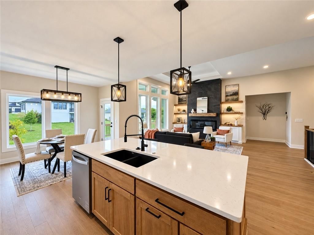 Photo 9 of 75 - 2609 NE Crestview Street, Blue Springs, MO 64029