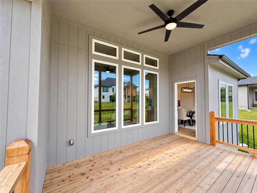 Photo 12 of 75 - 2609 NE Crestview Street, Blue Springs, MO 64029