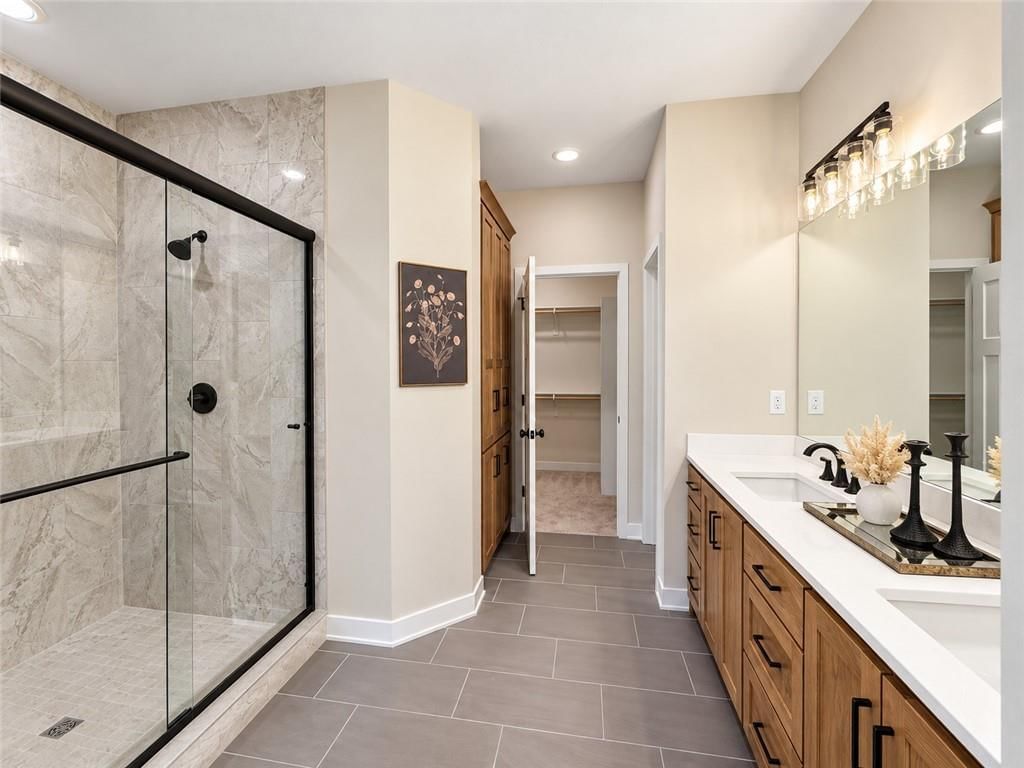 Photo 22 of 75 - 2609 NE Crestview Street, Blue Springs, MO 64029