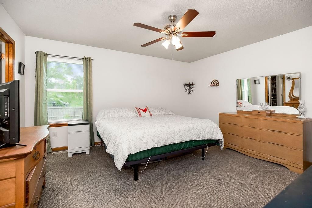 1821 SE Kenwood Drive — photo 17