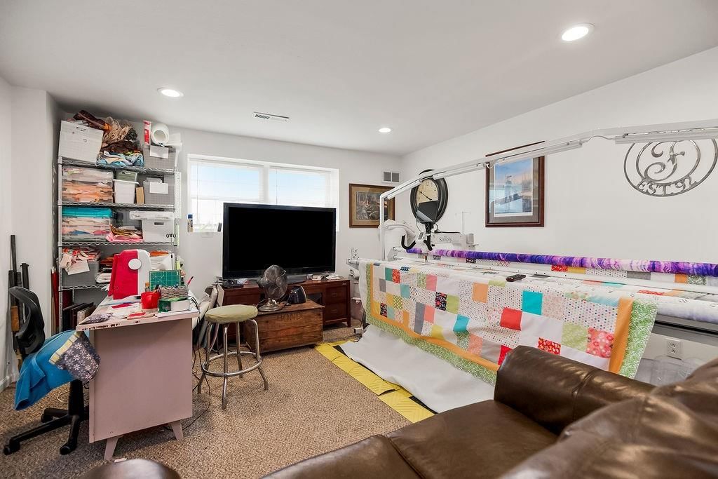 1821 SE Kenwood Drive — photo 21
