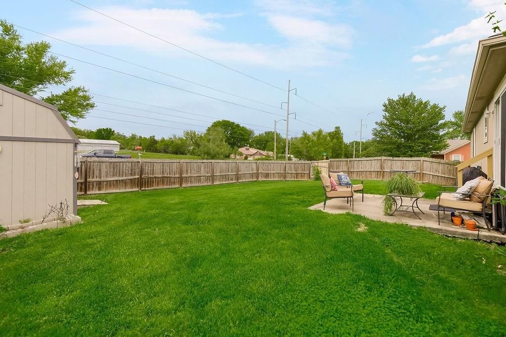 1821 SE Kenwood Drive — photo 27