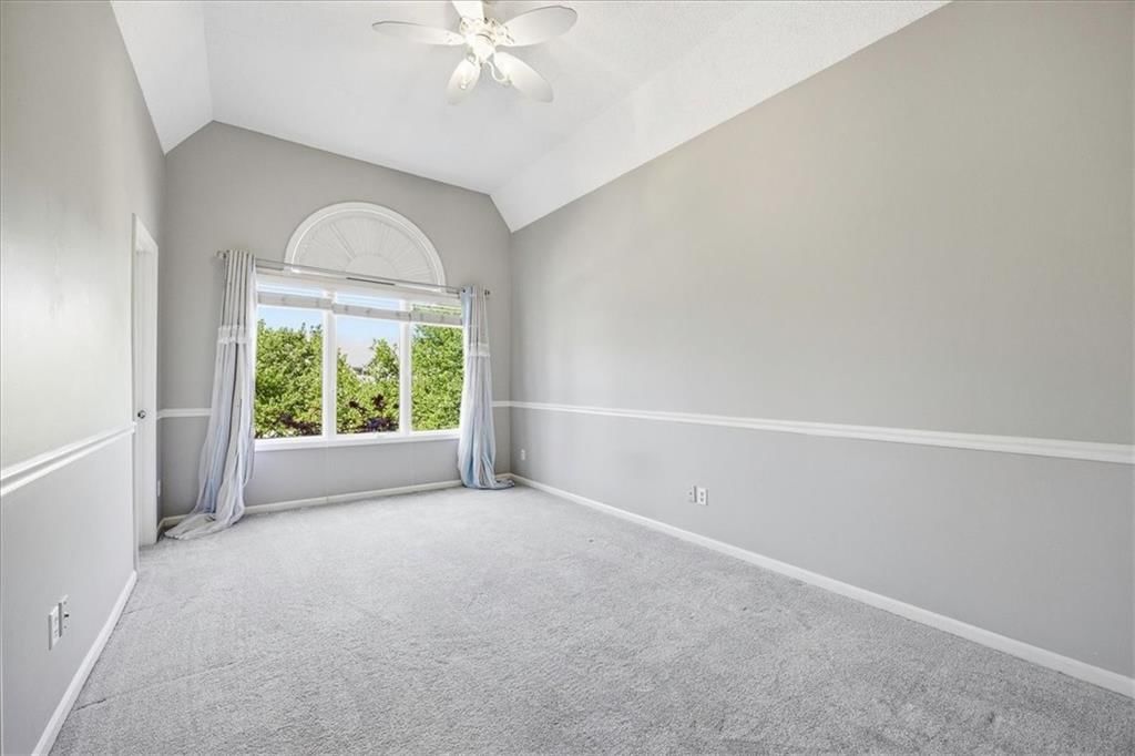 5117 W 162nd Street — photo 21
