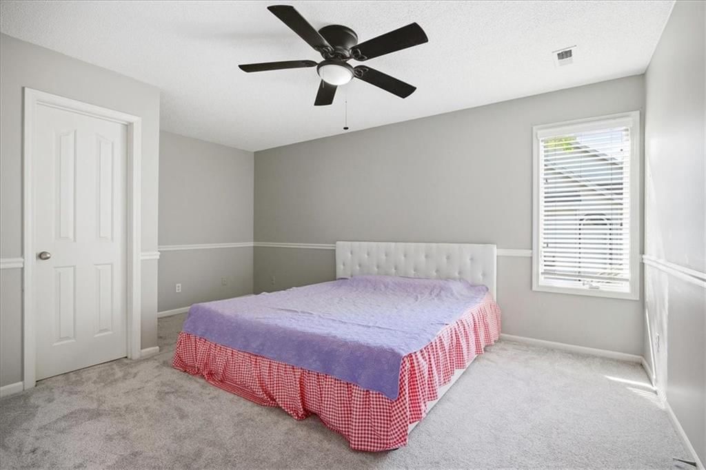 5117 W 162nd Street — photo 26