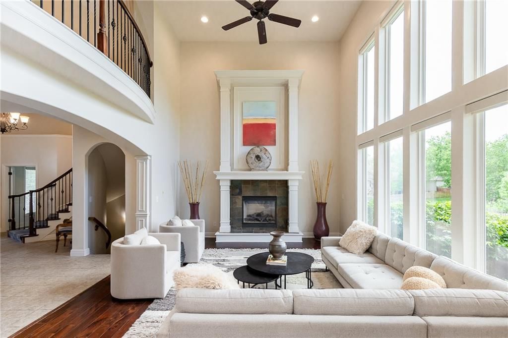 15618 S Hallet Street — photo 10