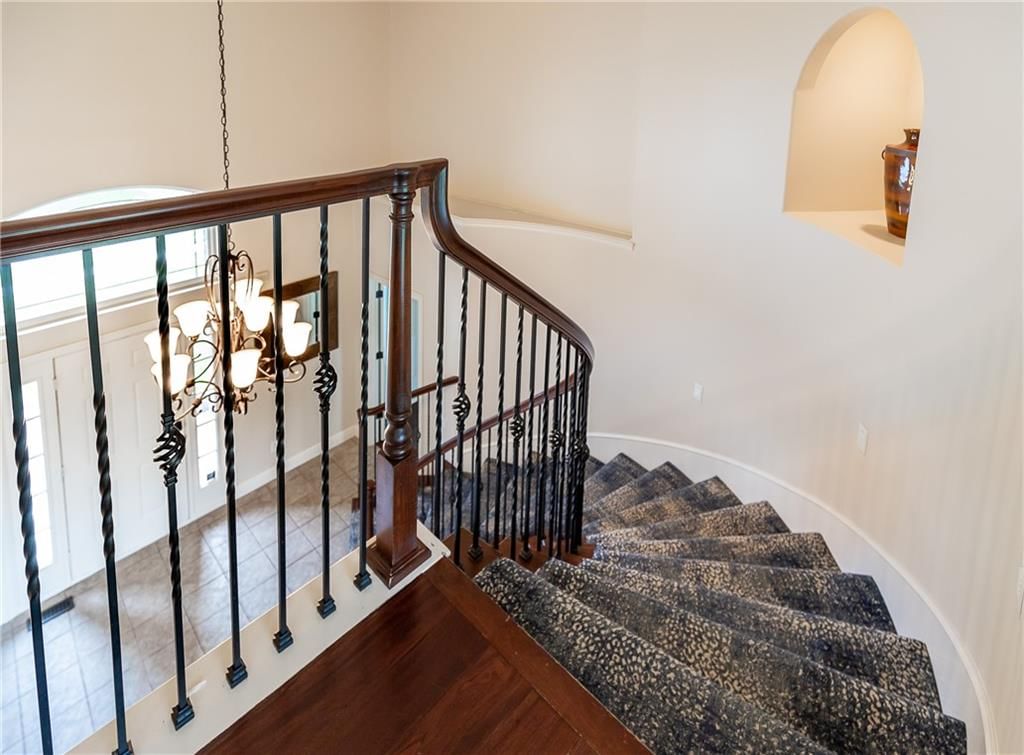 15618 S Hallet Street — photo 24