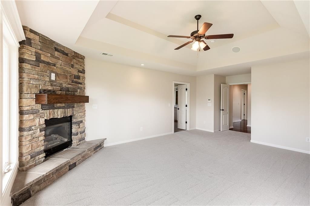15618 S Hallet Street — photo 29