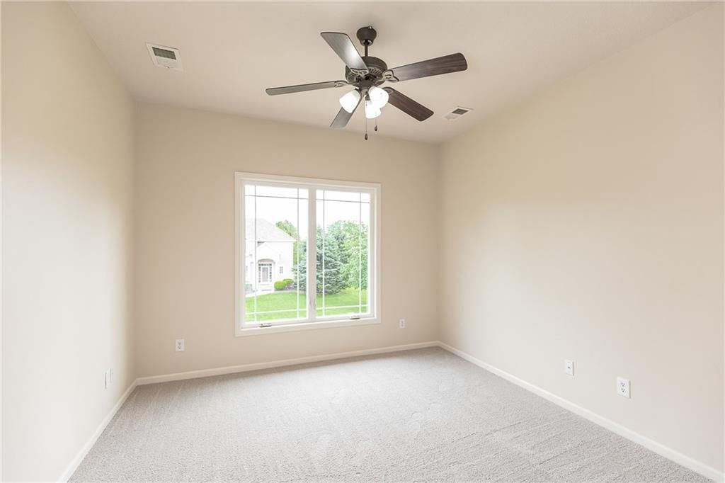 15618 S Hallet Street — photo 38