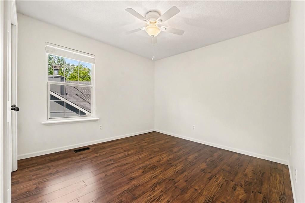 1127 Cardinal Drive — photo 13